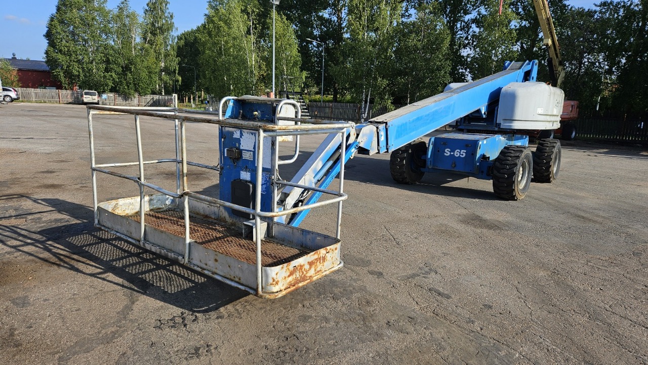 Sold - Telescopic Boom Lift - View 3